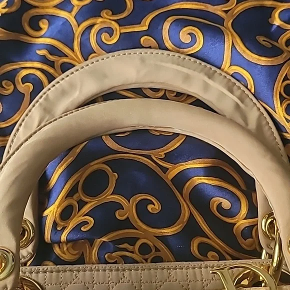 Christian Dior Beige NYLON Lady Cannage with Charm. - Picture 6 of 10